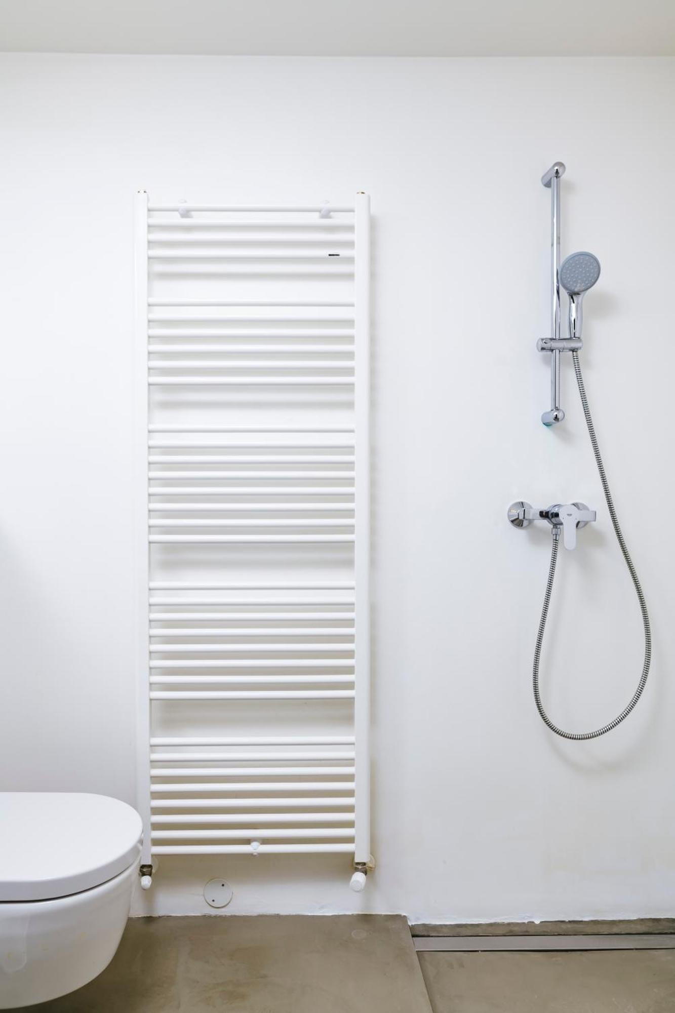 M9 Rooms Izola Bilik gambar